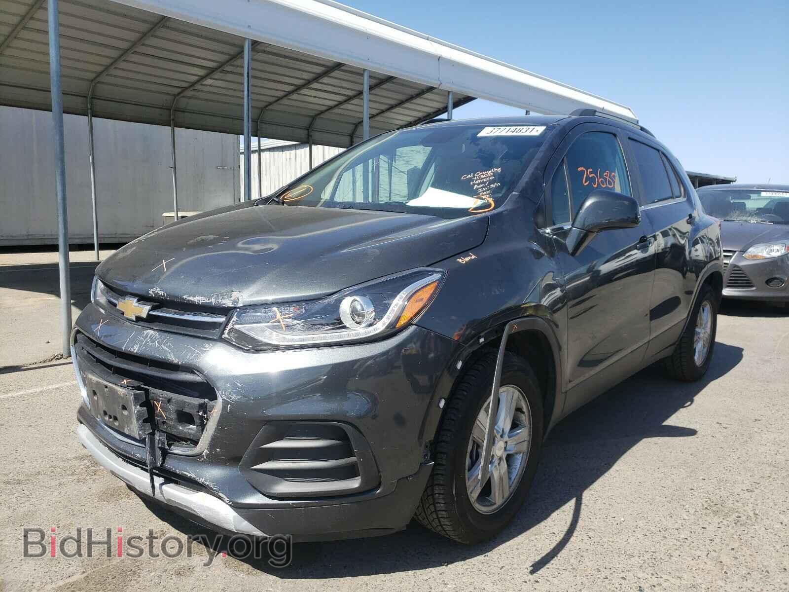 2019 CHEVROLET TRAX - VIN: 3GNCJLSB2KL355677 - Фото 2