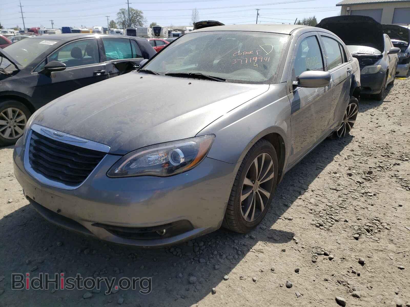 2013 CHRYSLER 200 - VIN: 1C3CCBBB0DN583794 - Photo 2