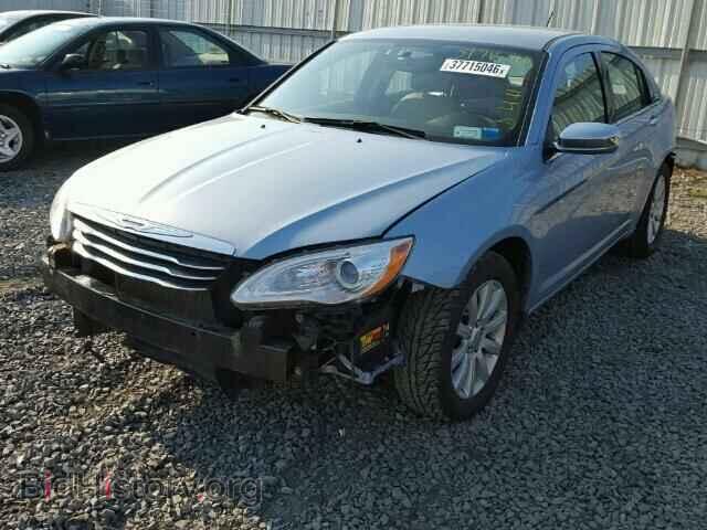 2013 CHRYSLER 200 - VIN: 1C3CCBCG1DN569218 - Фото 2