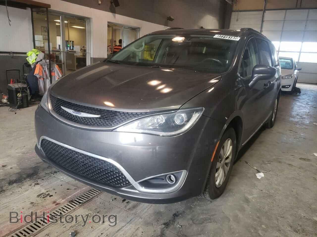 2019 CHRYSLER PACIFICA - VIN: 2C4RC1BG0KR673054 - Photo 2