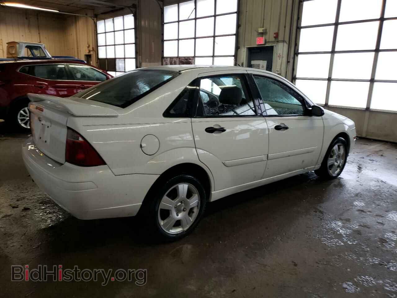 2007 FORD FOCUS - VIN: 1FAFP34N87W273083 - Фото 3