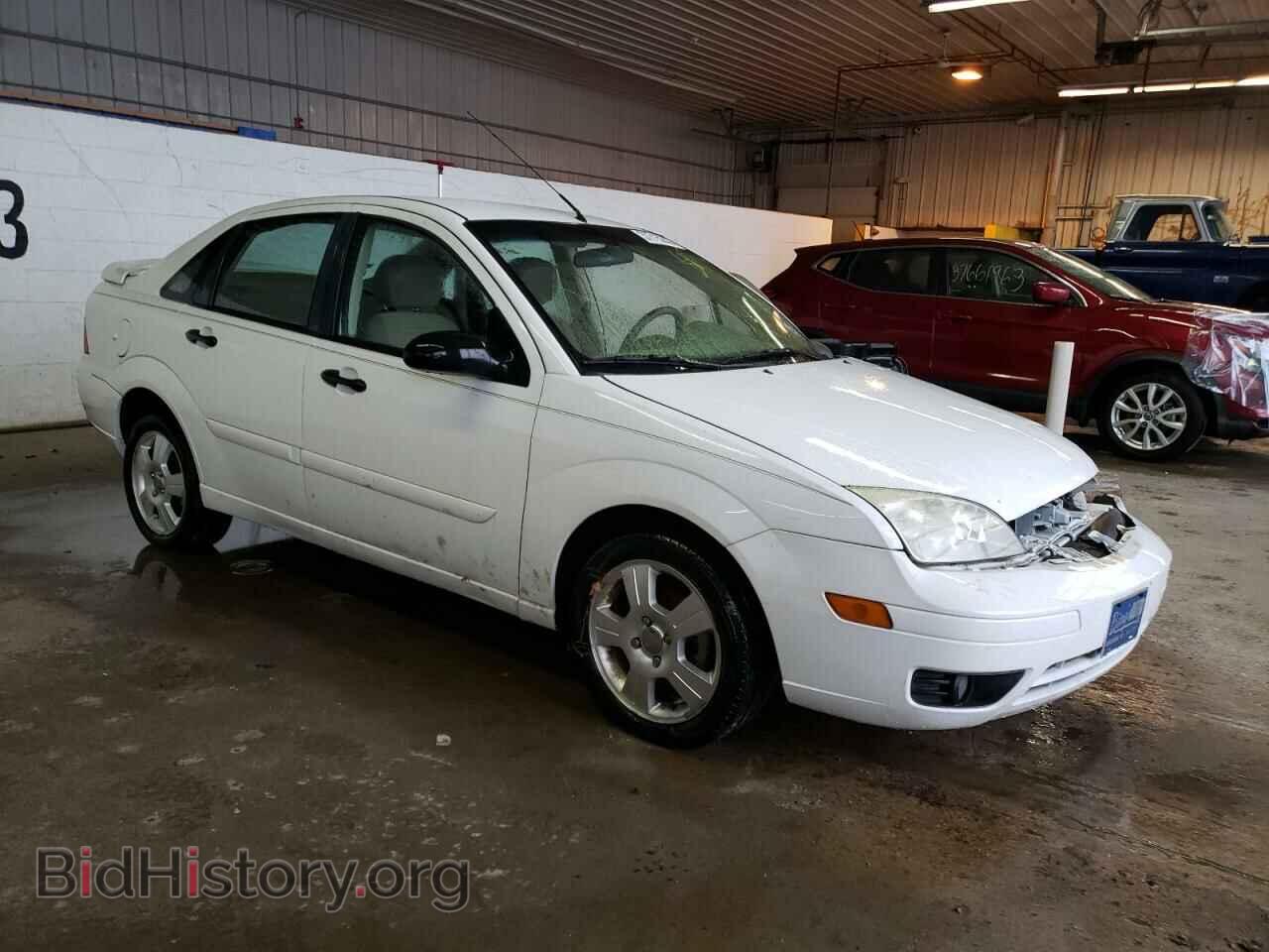 2007 FORD FOCUS - VIN: 1FAFP34N87W273083 - Фото 4