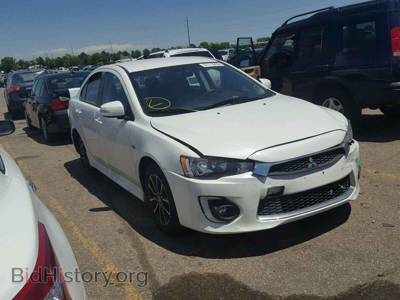 Photo JA32U2FUXHU015532 - MITSUBISHI LANCER 2017