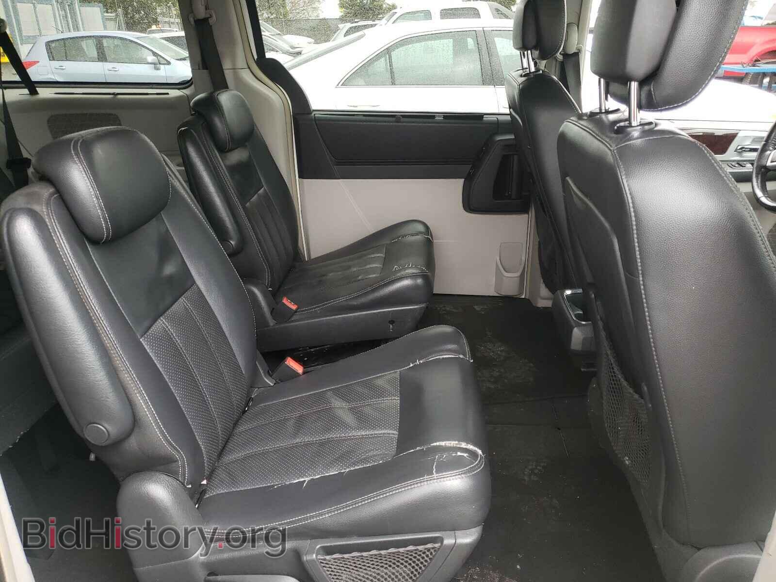 2010 CHRYSLER MINIVAN - VIN: 2A4RR8DX3AR449161 - Photo 6