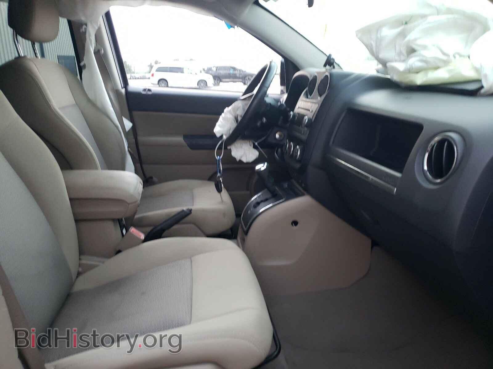 2010 JEEP COMPASS - VIN: 1J4NT1FA9AD621096 - Фото 5