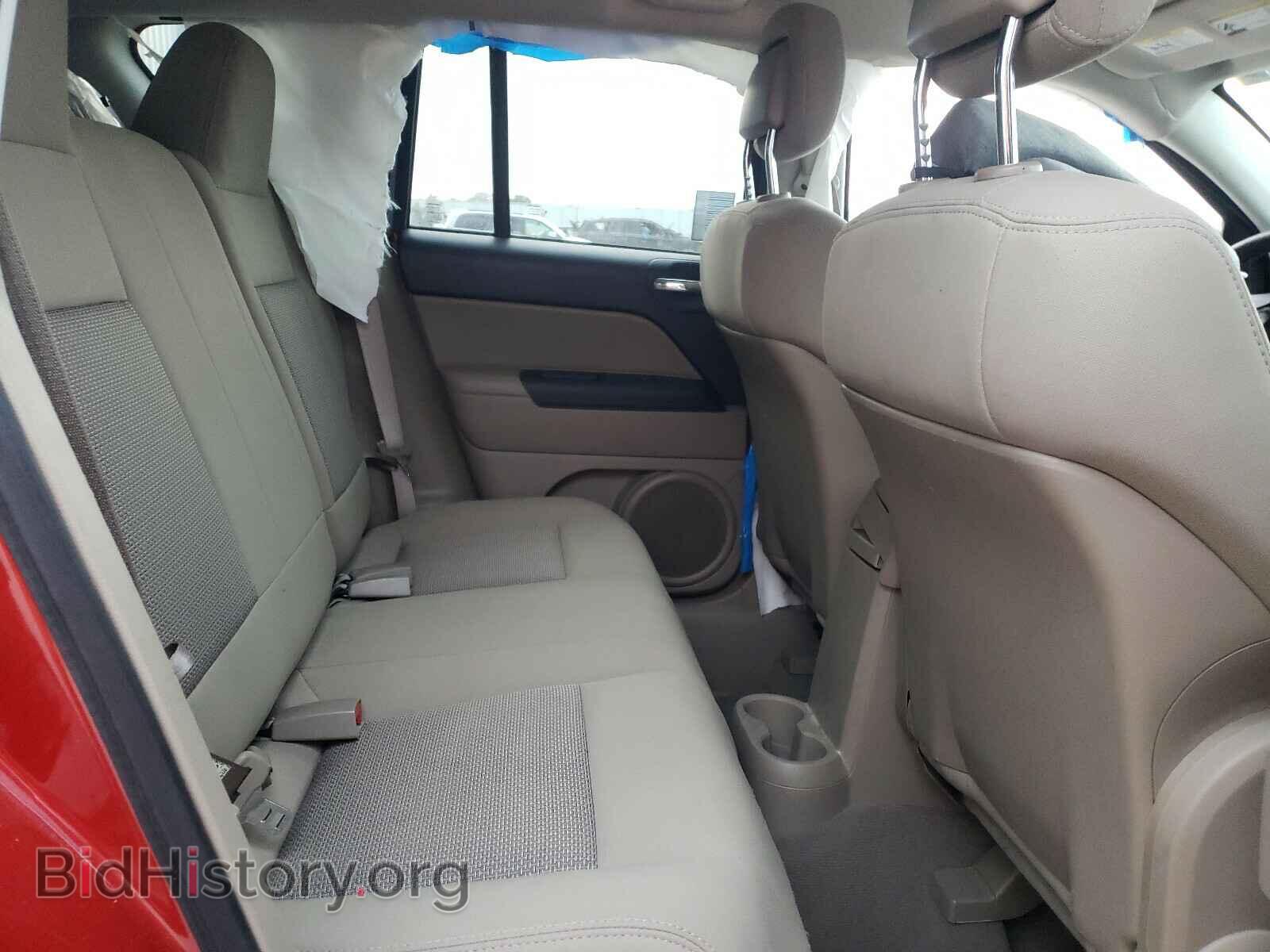 2010 JEEP COMPASS - VIN: 1J4NT1FA9AD621096 - Фото 6