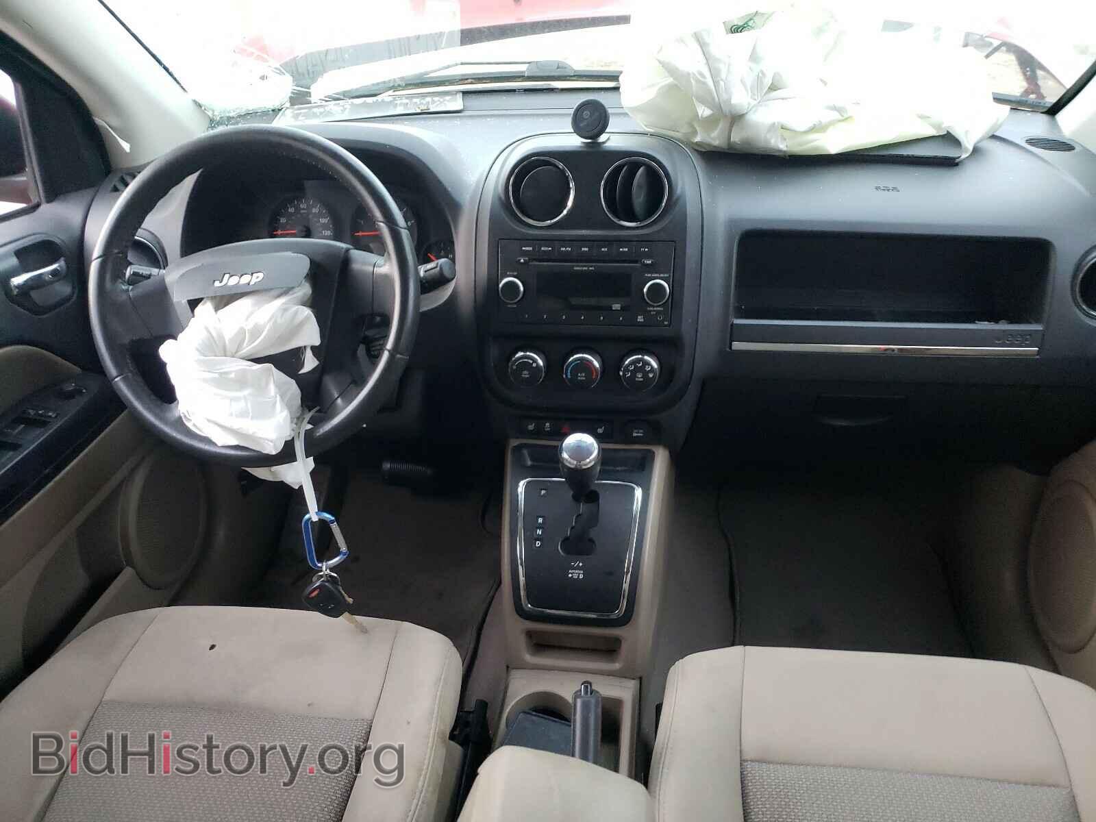 2010 JEEP COMPASS - VIN: 1J4NT1FA9AD621096 - Фото 9