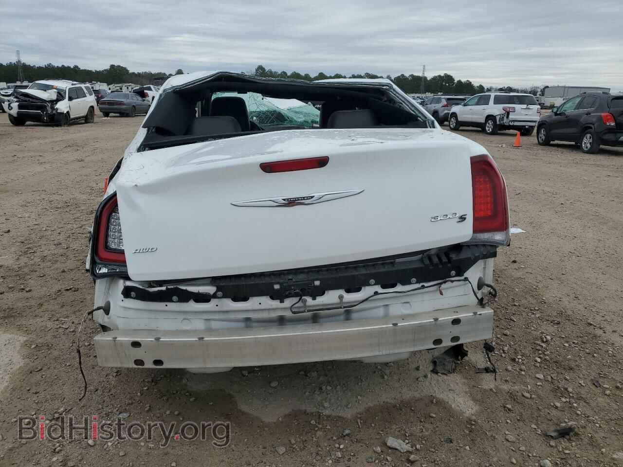 2019 CHRYSLER 300 - VIN: 2C3CCAGG2KH648682 - Фото 6
