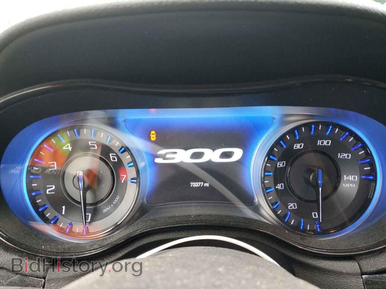 2019 CHRYSLER 300 - VIN: 2C3CCAGG2KH648682 - Фото 9