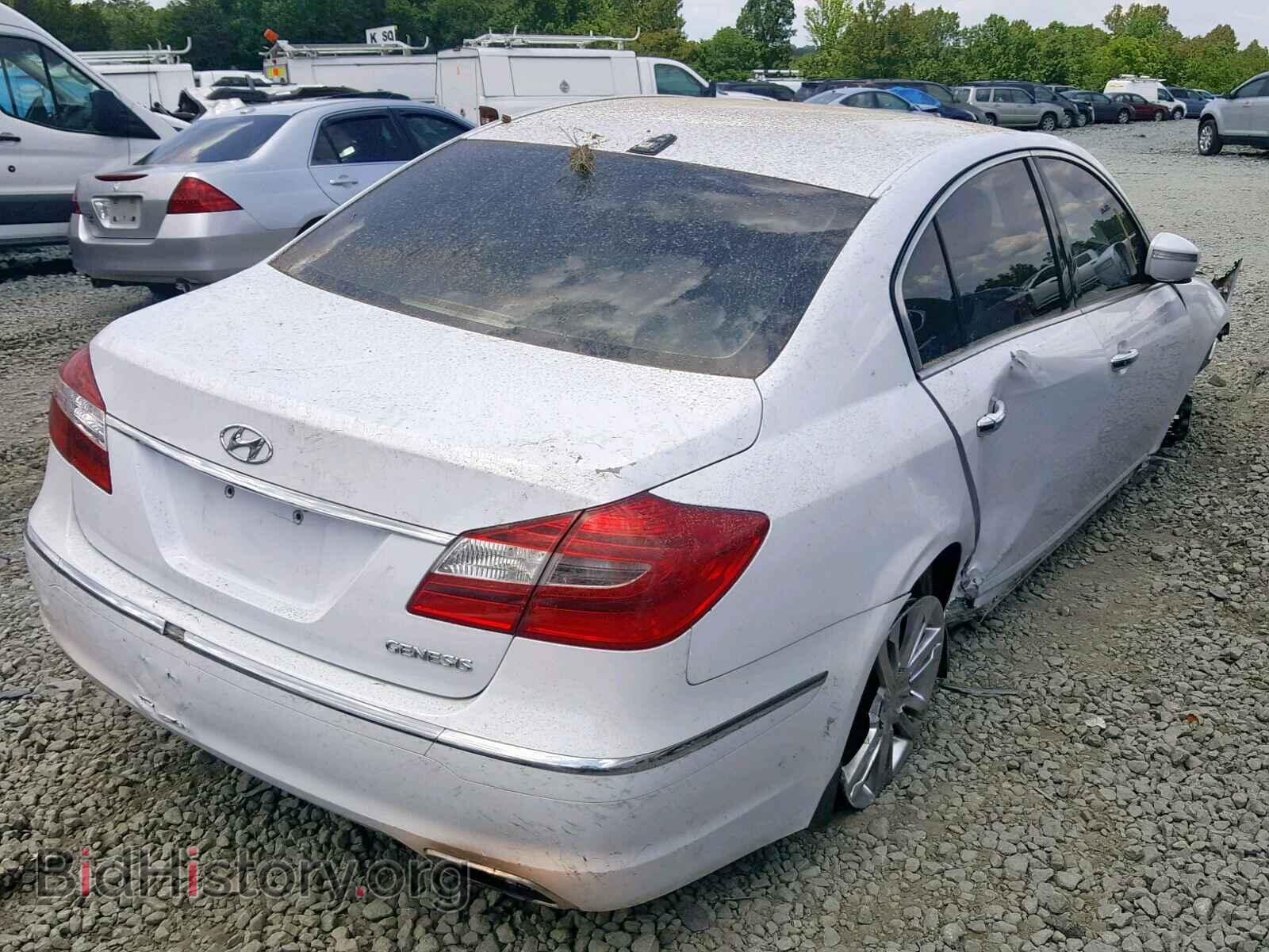 2014 HYUNDAI GENESIS - VIN: KMHGC4DD2EU263127 - Фото 4