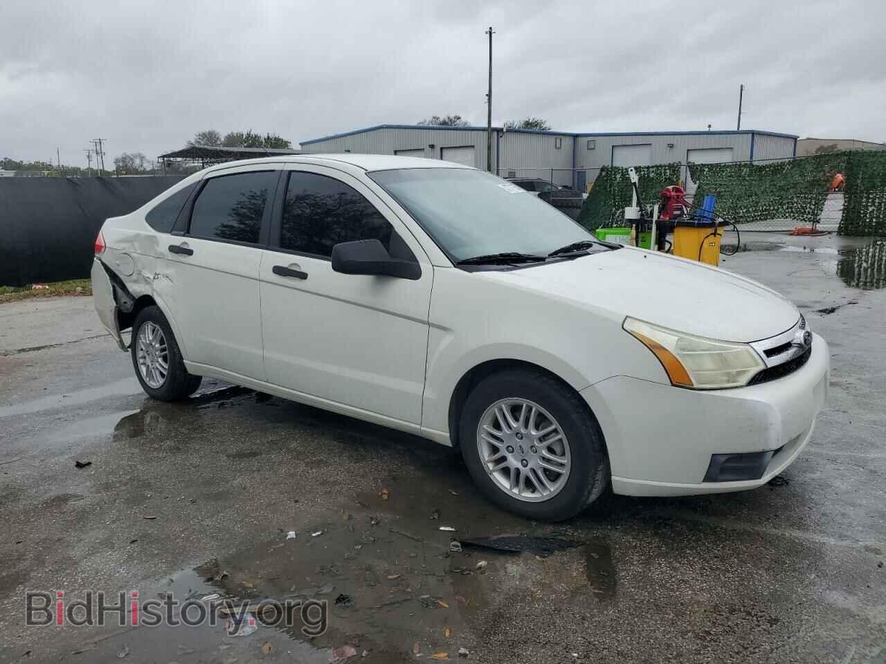 2011 FORD FOCUS - VIN: 1FAHP3FN6BW174941 - Photo 4
