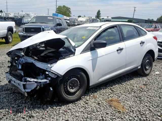 2018 FORD FOCUS - VIN: 1FADP3E21JL217751 - Фото 2