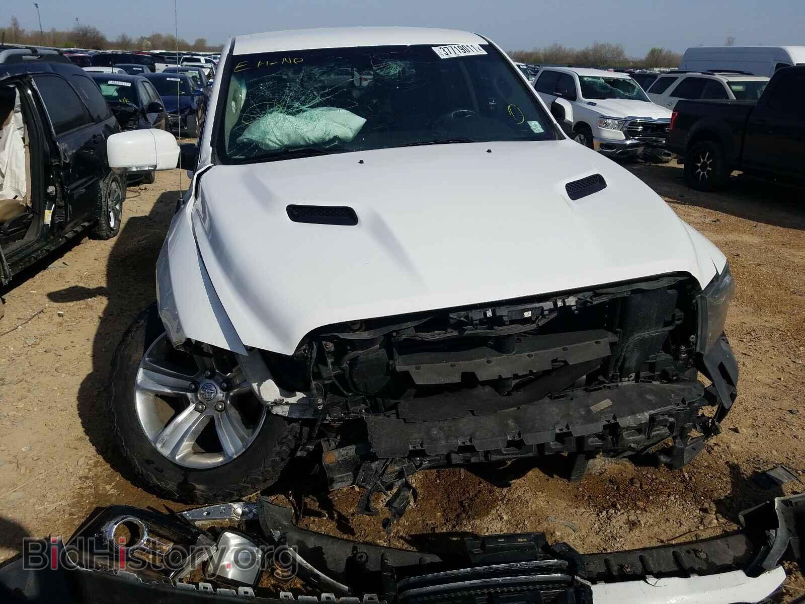 2014 RAM 1500 - VIN: 1C6RR7UT5ES289969 - Фото 9
