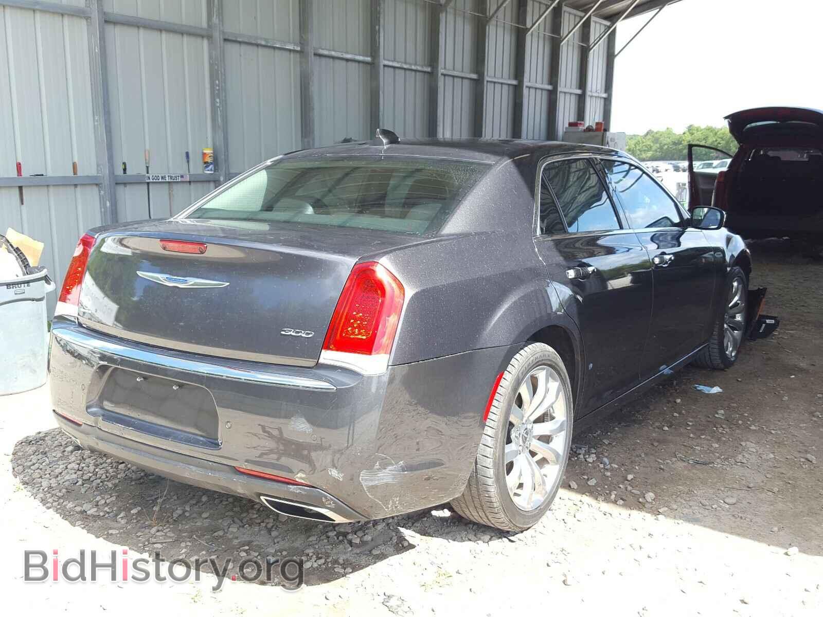2018 CHRYSLER 300 - VIN: 2C3CCAEG5JH324353 - Фото 4