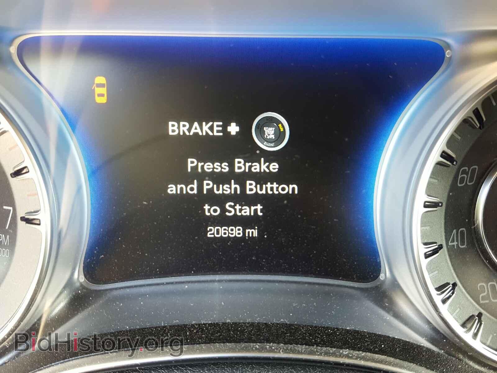 2018 CHRYSLER 300 - VIN: 2C3CCAEG5JH324353 - Фото 8