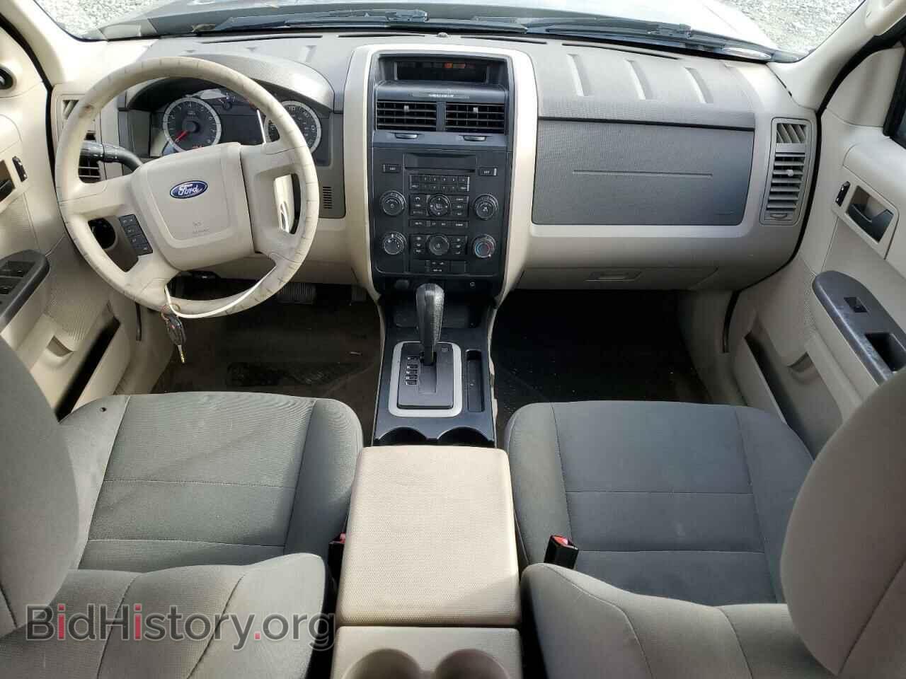 2010 FORD ESCAPE - VIN: 1FMCU0C79AKB92076 - Фото 8
