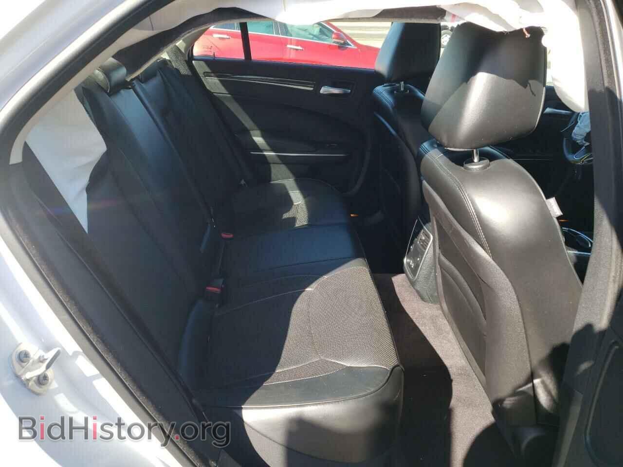 2017 CHRYSLER 300 - VIN: 2C3CCAEG9HH541740 - Фото 6