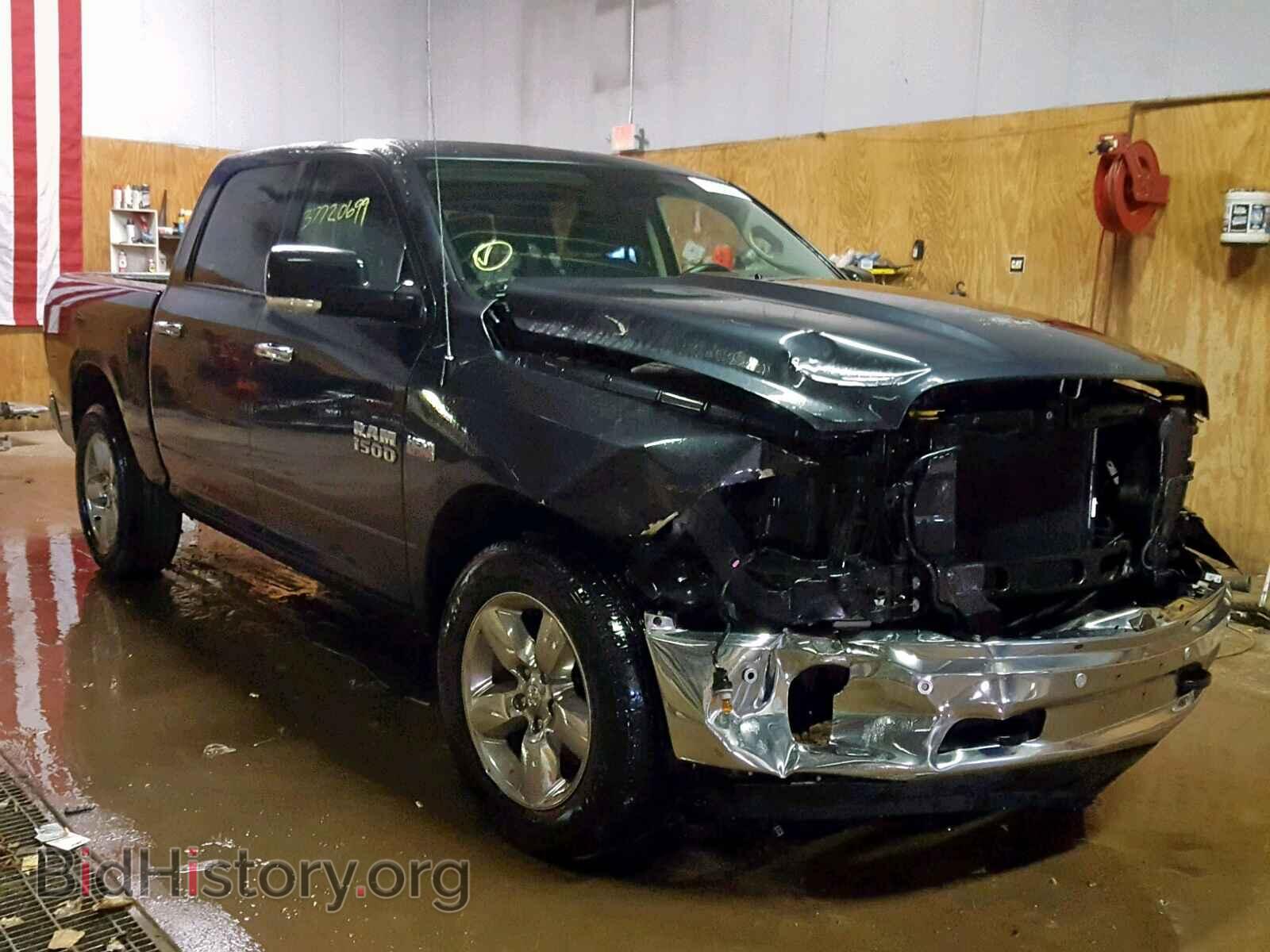 Photo 1C6RR7LT1HS720376 - RAM 1500 SLT 2017