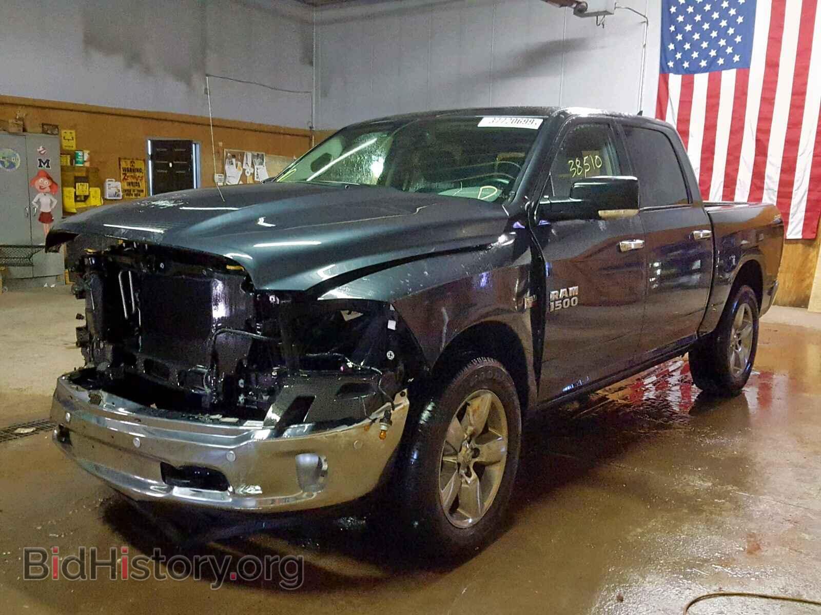 2017 RAM 1500 SLT - VIN: 1C6RR7LT1HS720376 - Фото 2
