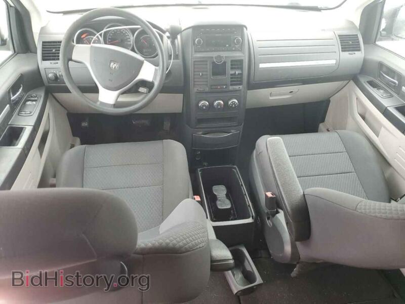 2010 Dodge CARAVAN (VIN 2D4RN4DE8AR461544) — photo 8 of 14