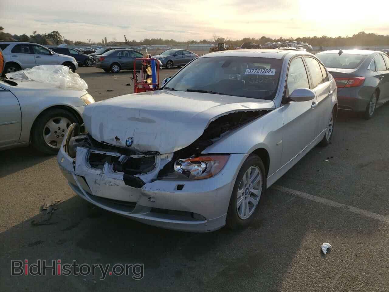 2006 BMW 3 SERIES - VIN: WBAVD13576KV06684 - Фото 2
