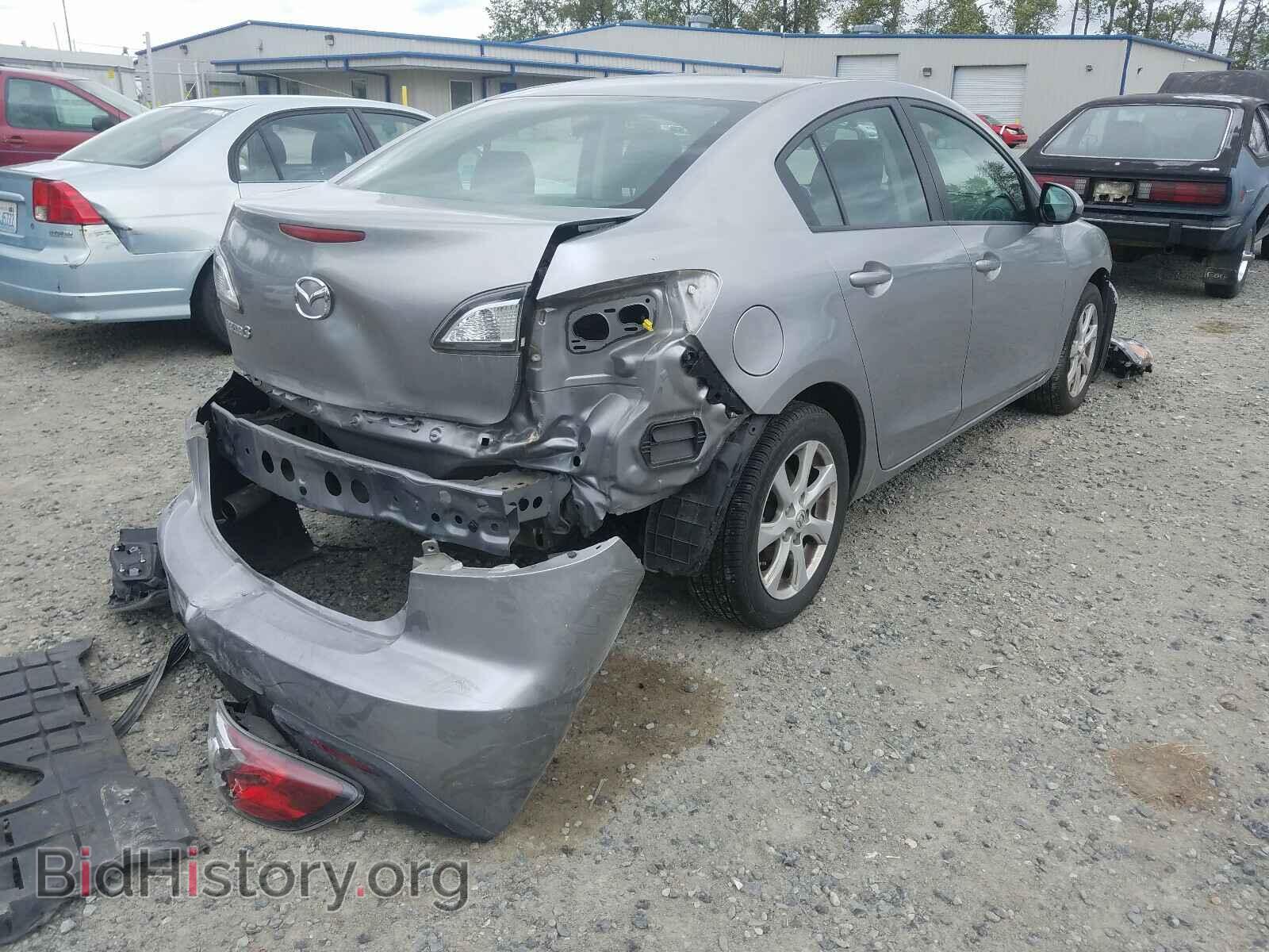 2011 MAZDA 3 - VIN: JM1BL1VG3B1480432 - Photo 4