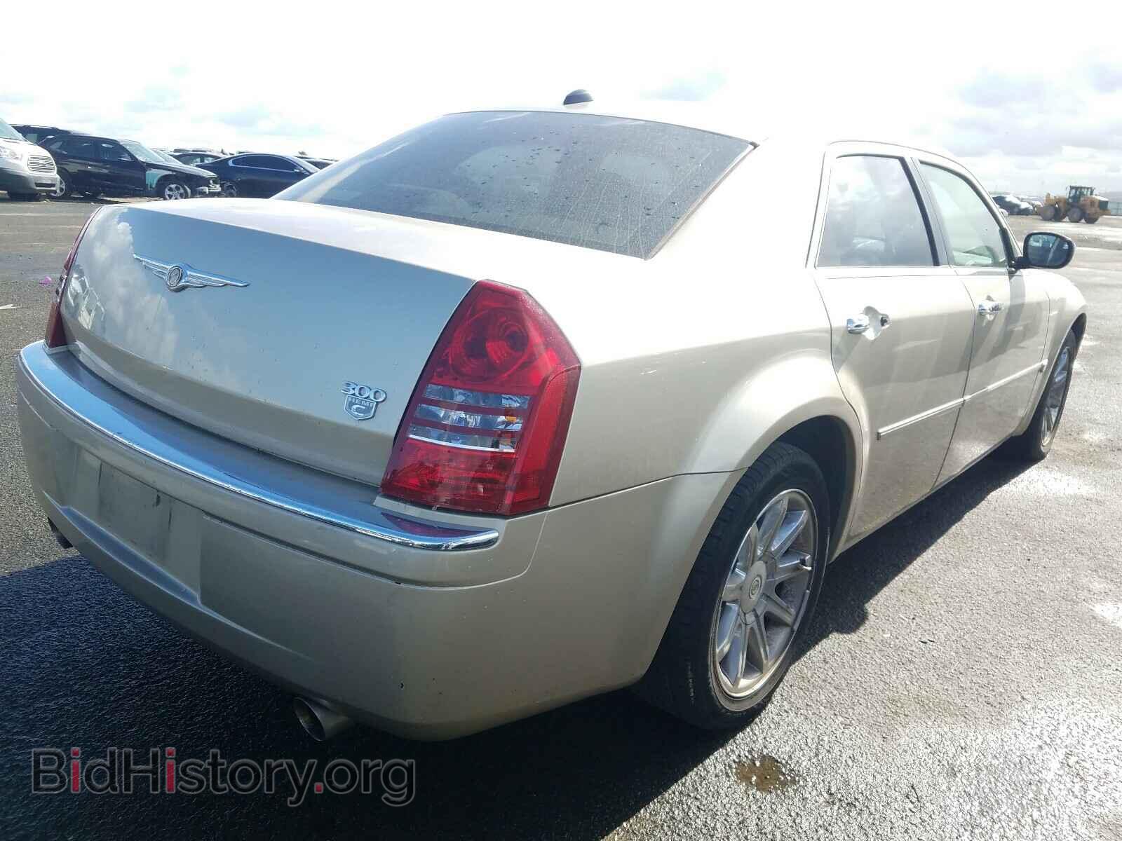 2006 CHRYSLER 300 - VIN: 2C3KA63H76H209934 - Фото 4
