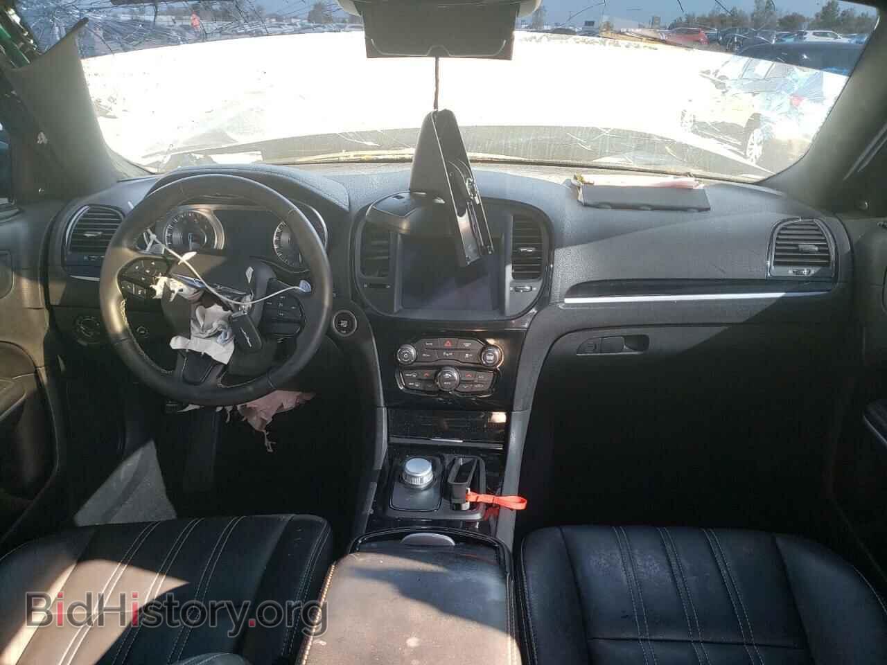 2021 CHRYSLER 300 - VIN: 2C3CCABG9MH541073 - Фото 9