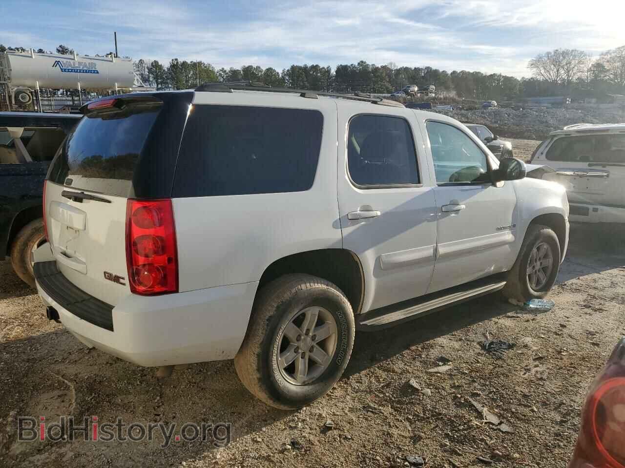 2008 GMC YUKON - VIN: 1GKFC13C48J181241 - Фото 3