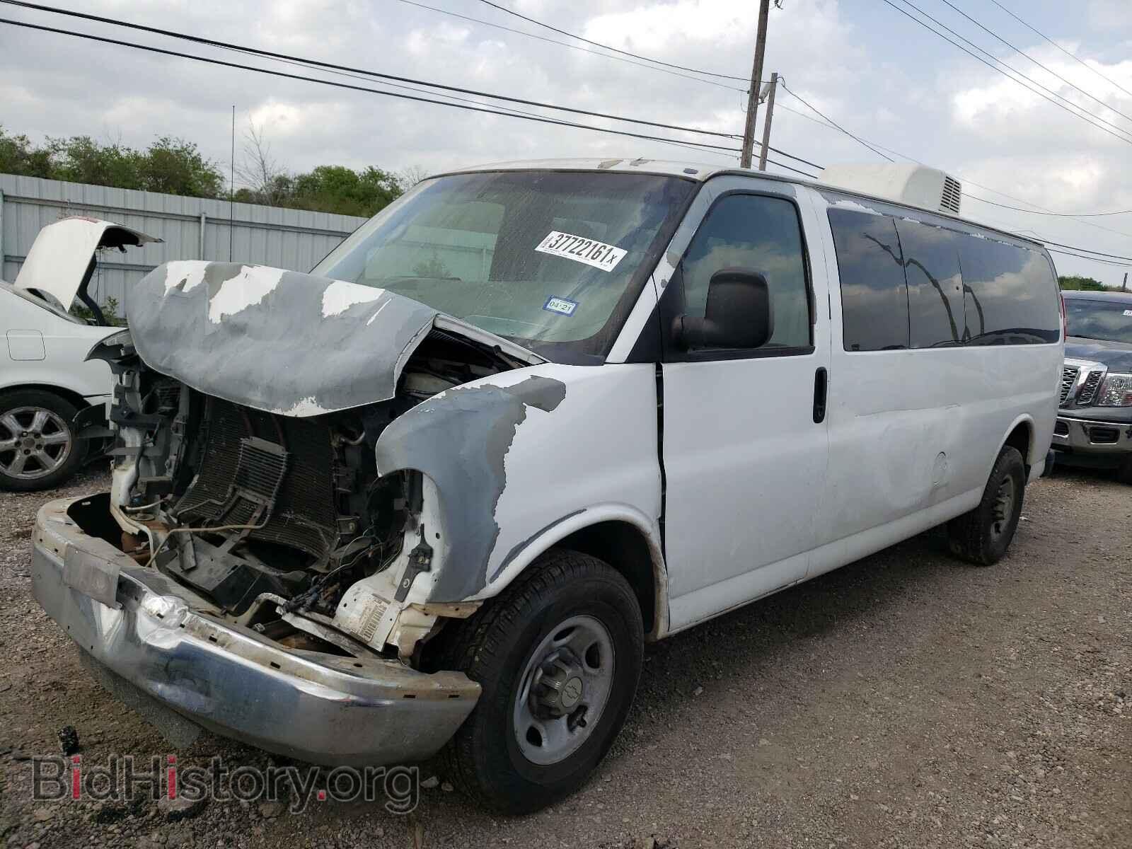 2010 CHEVROLET EXPRESS - VIN: 1GA2G1DG0A1106972 - Фото 2