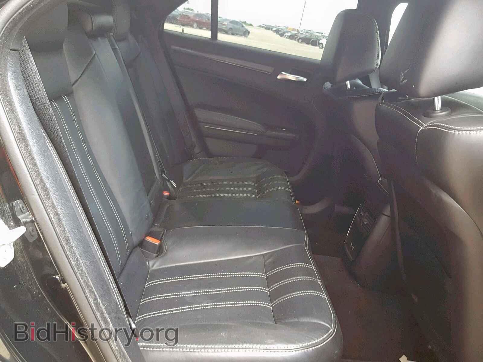 2016 CHRYSLER 300 - VIN: 2C3CCAGG1GH171010 - Фото 6
