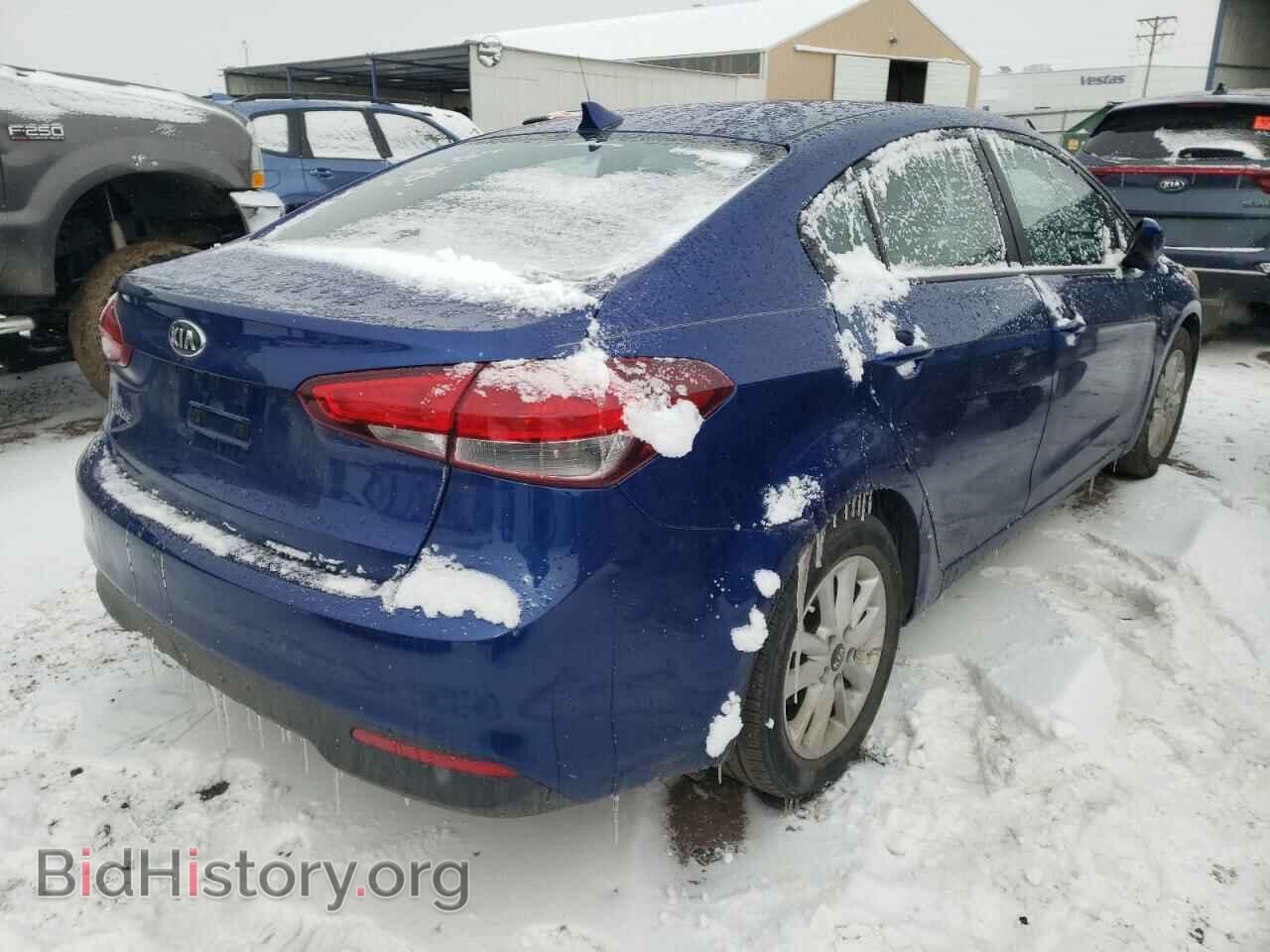 2017 KIA FORTE - VIN: 3KPFL4A70HE132134 - Фото 4