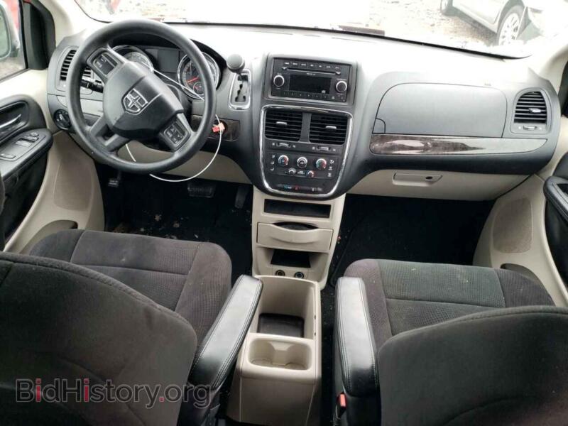 2011 Dodge CARAVAN (VIN 2D4RN4DG3BR757476) — photo 8 of 13
