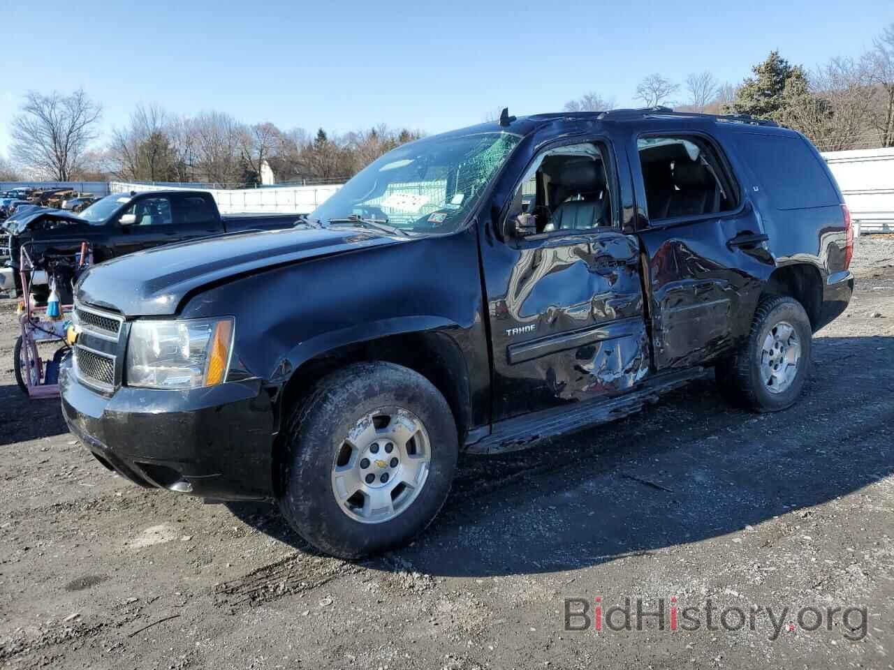 Photo 1GNSKBE09CR122144 - CHEVROLET TAHOE 2012