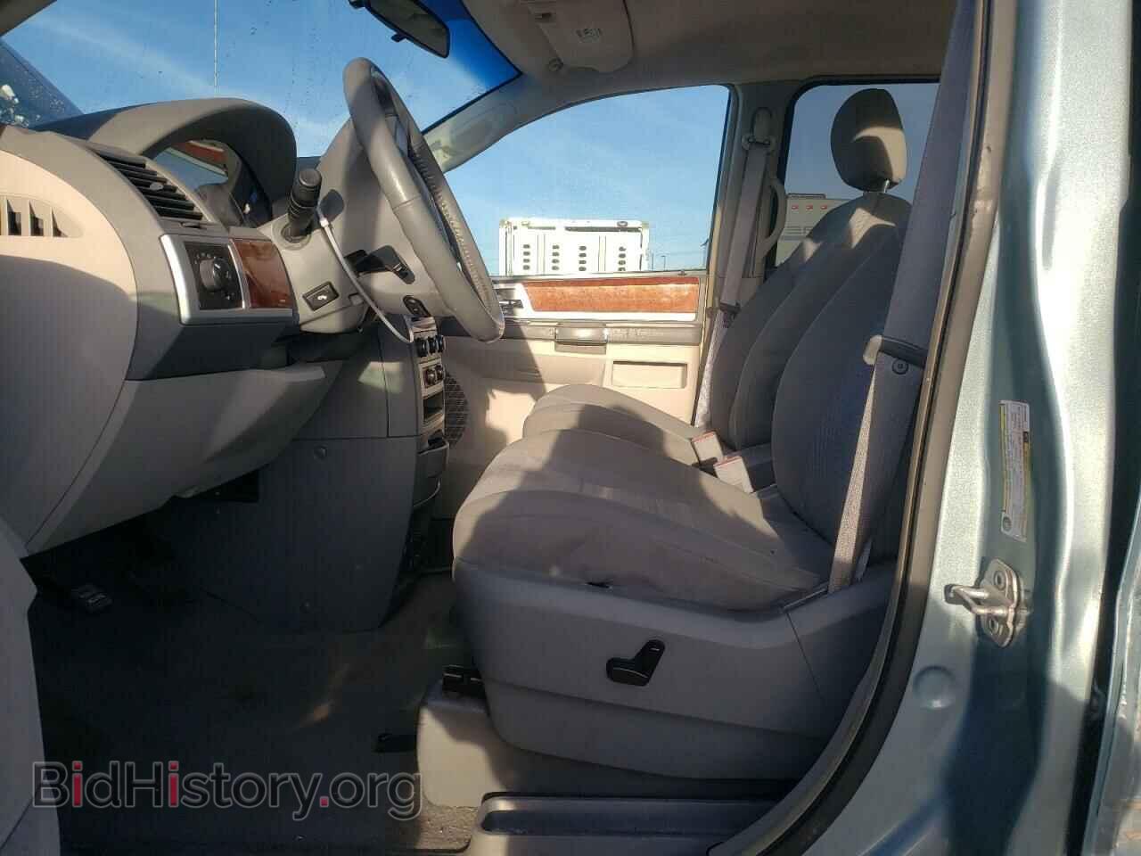 2009 CHRYSLER MINIVAN - VIN: 2A8HR54199R528110 - Фото 7