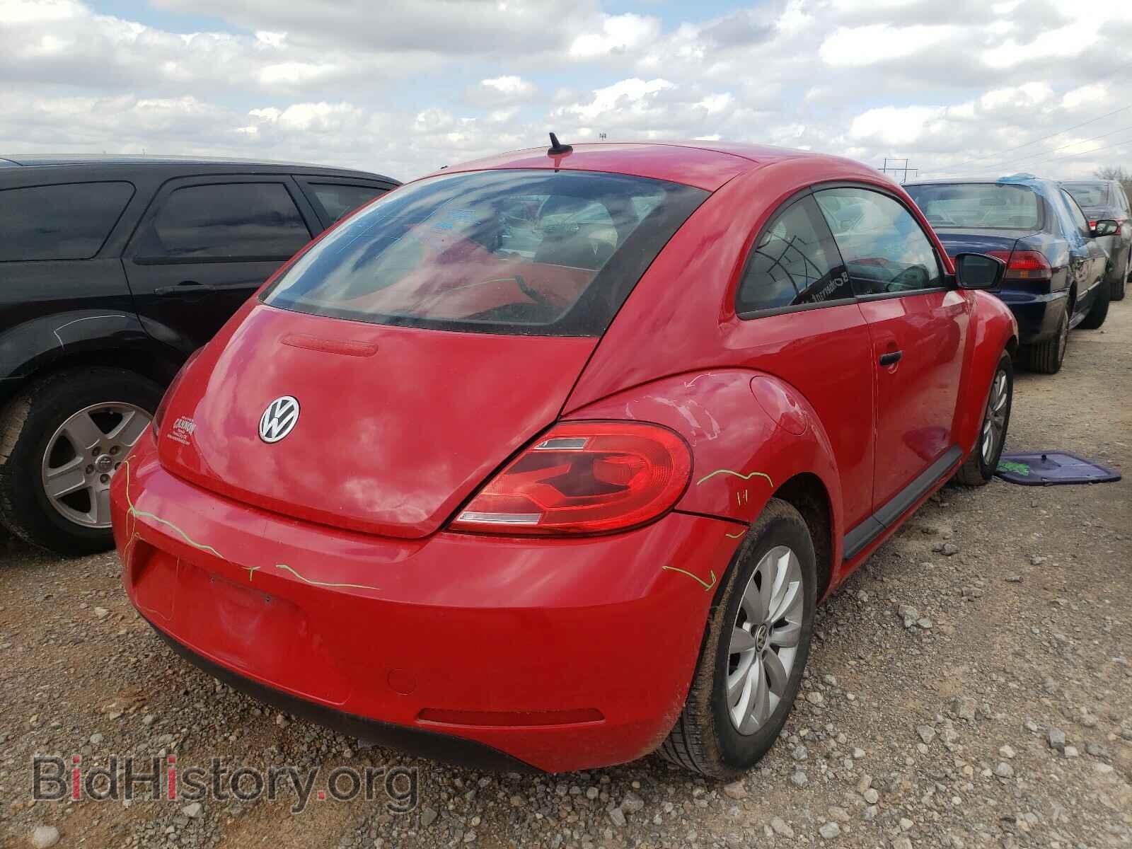 2014 VOLKSWAGEN BEETLE - VIN: 3VWF17AT8EM646526 - Фото 4
