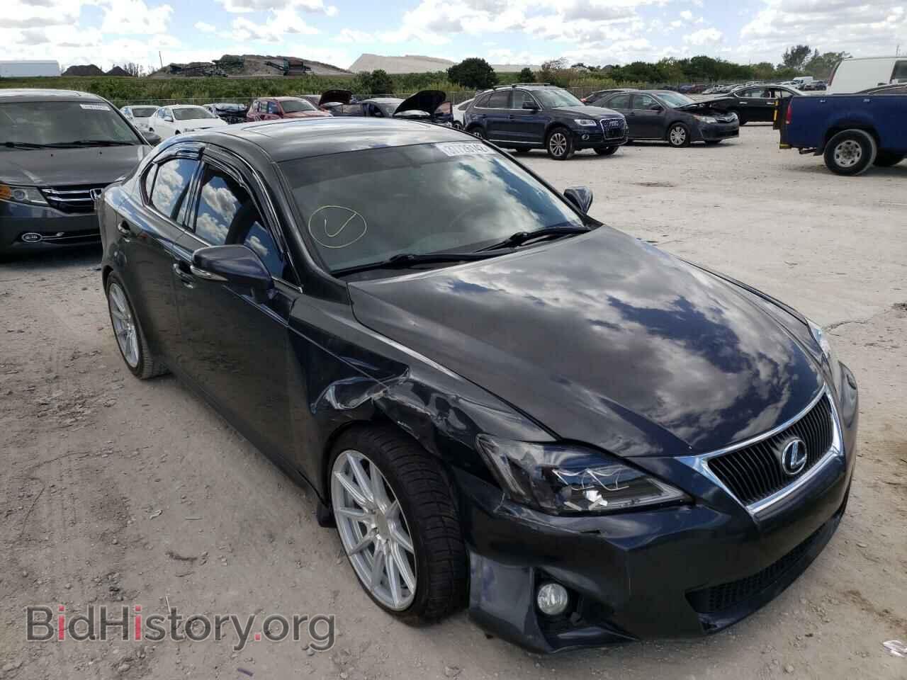 Photo JTHBE5C27B5026815 - LEXUS IS 2011