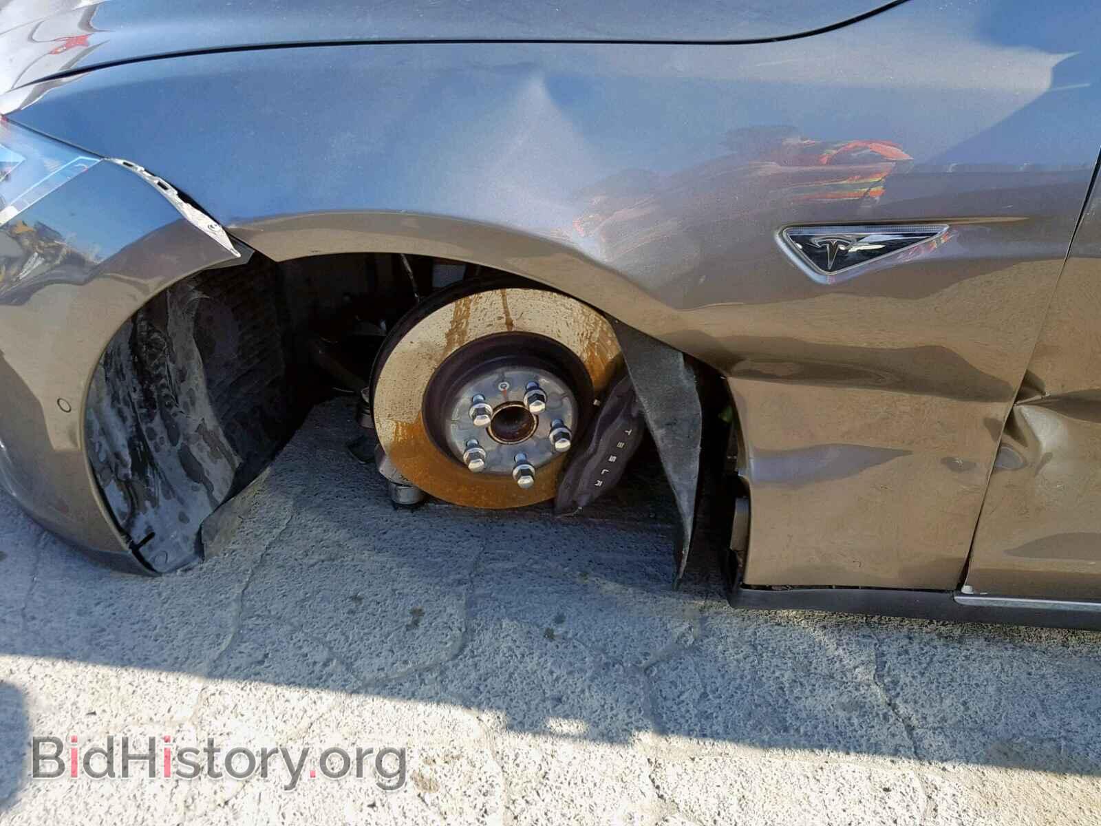 2015 TESLA MODEL S 85 - VIN: 5YJSA1H13FF095897 - Photo 9