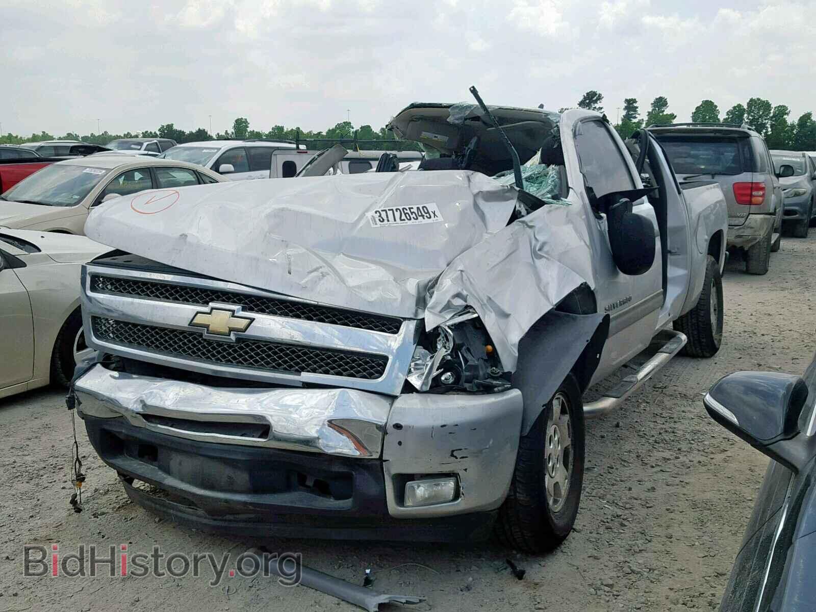 2011 CHEVROLET SILVERADO - VIN: 3GCPCSE01BG265678 - Photo 2