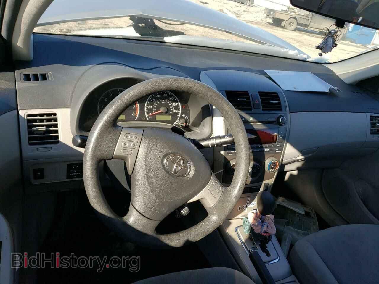 2011 TOYOTA COROLLA - VIN: 2T1BU4EEXBC666199 - Фото 8