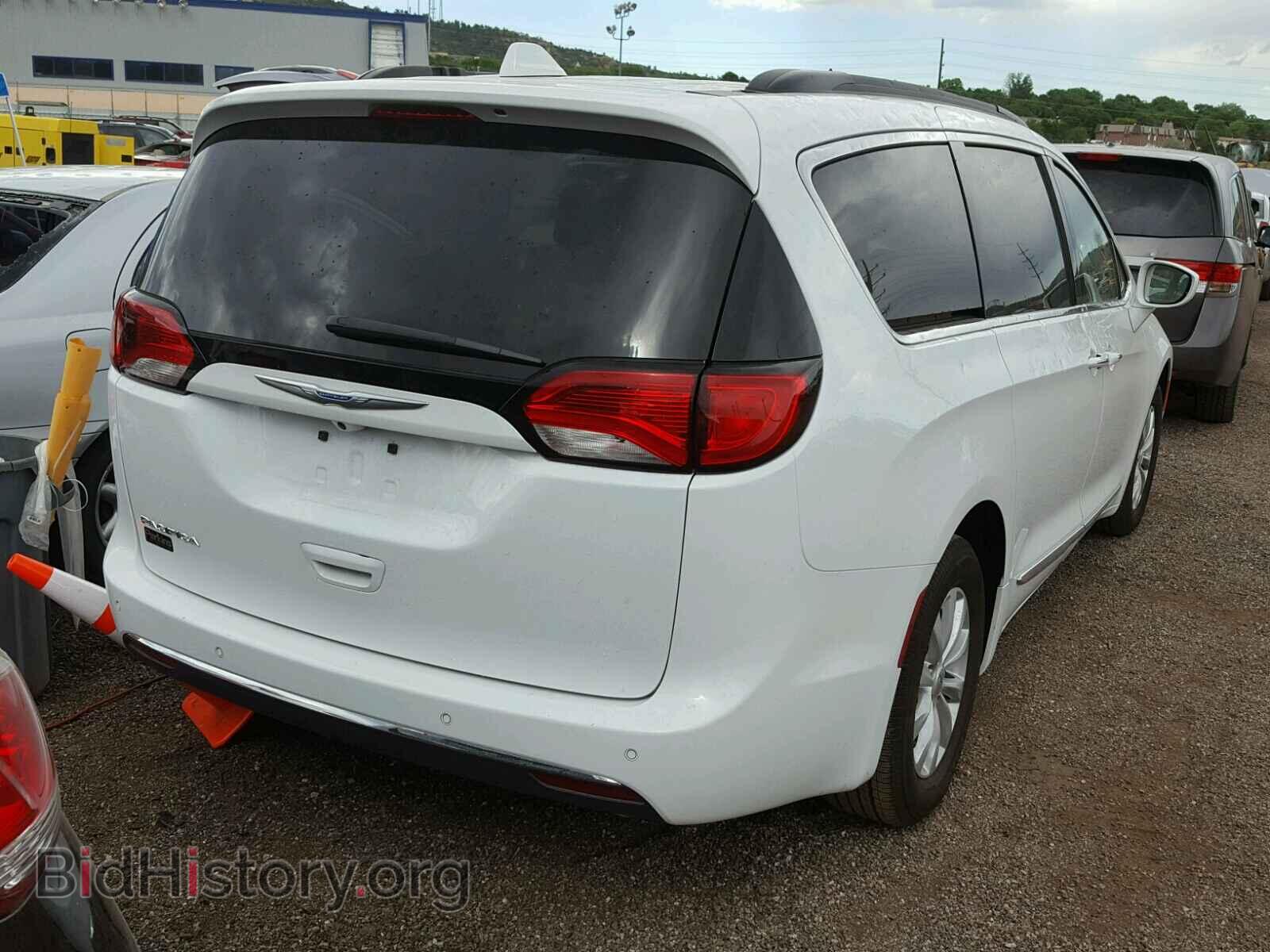 2017 CHRYSLER PACIFICA T - VIN: 2C4RC1BG4HR702709 - Photo 4