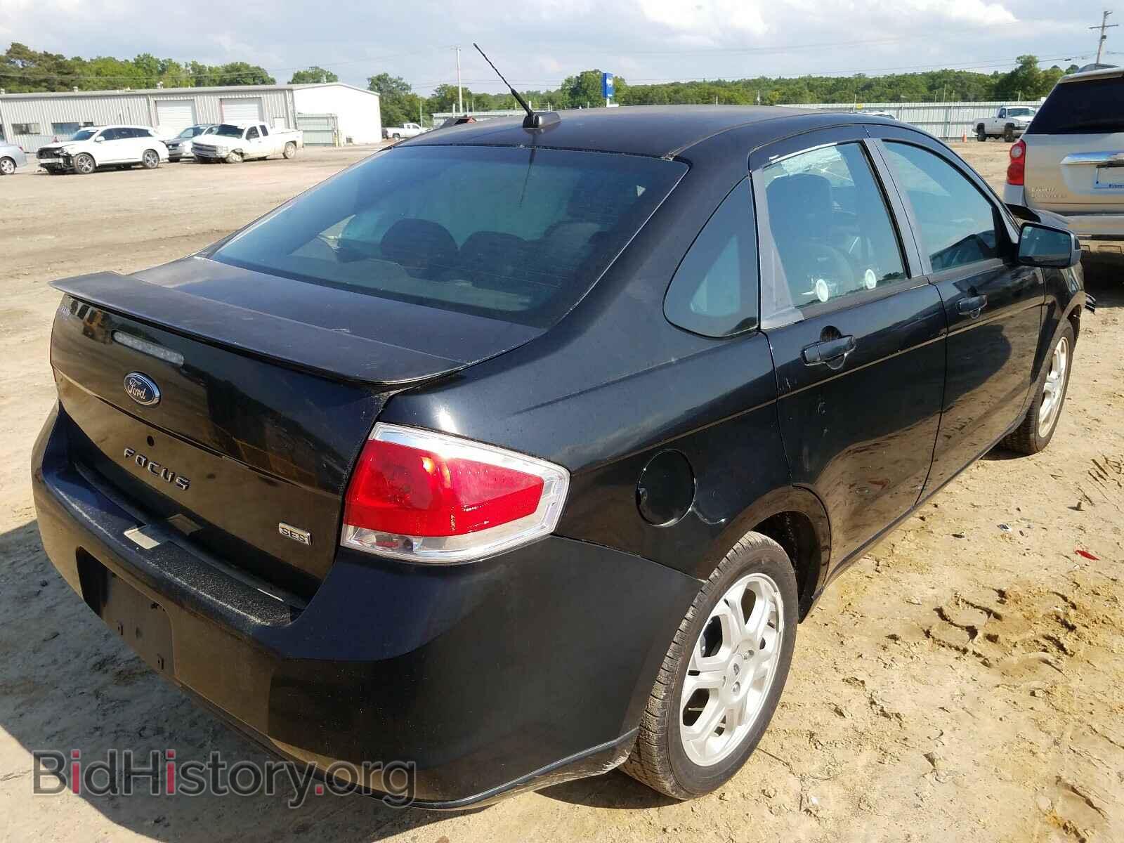 2009 FORD FOCUS - VIN: 1FAHP36NX9W149986 - Photo 4