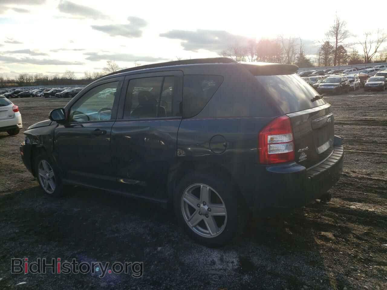 2007 JEEP COMPASS - VIN: 1J8FF47WX7D308962 - Photo 2