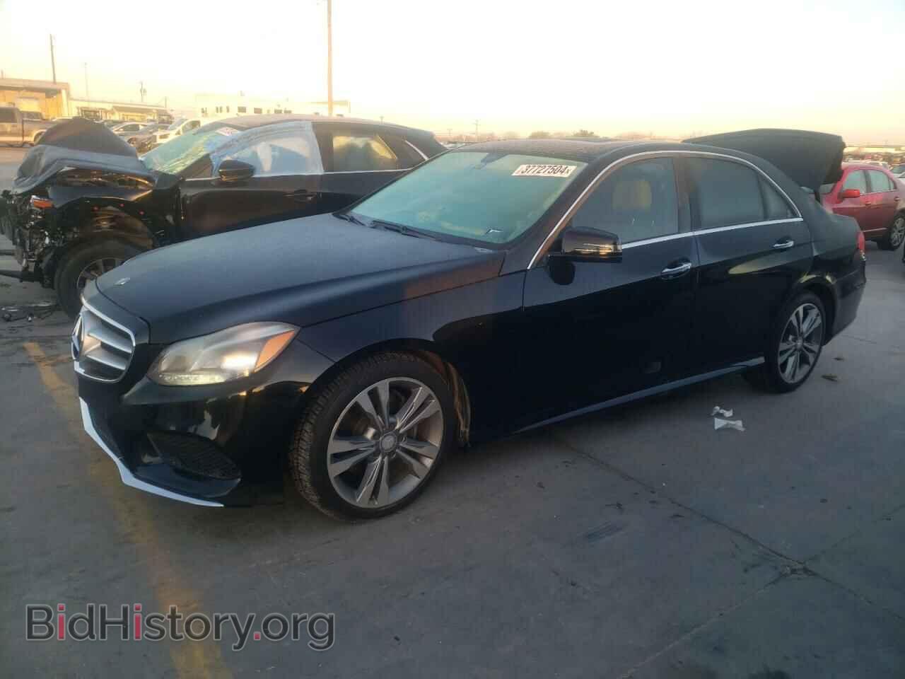Photo WDDHF5KB2EA825011 - MERCEDES-BENZ E-CLASS 2014