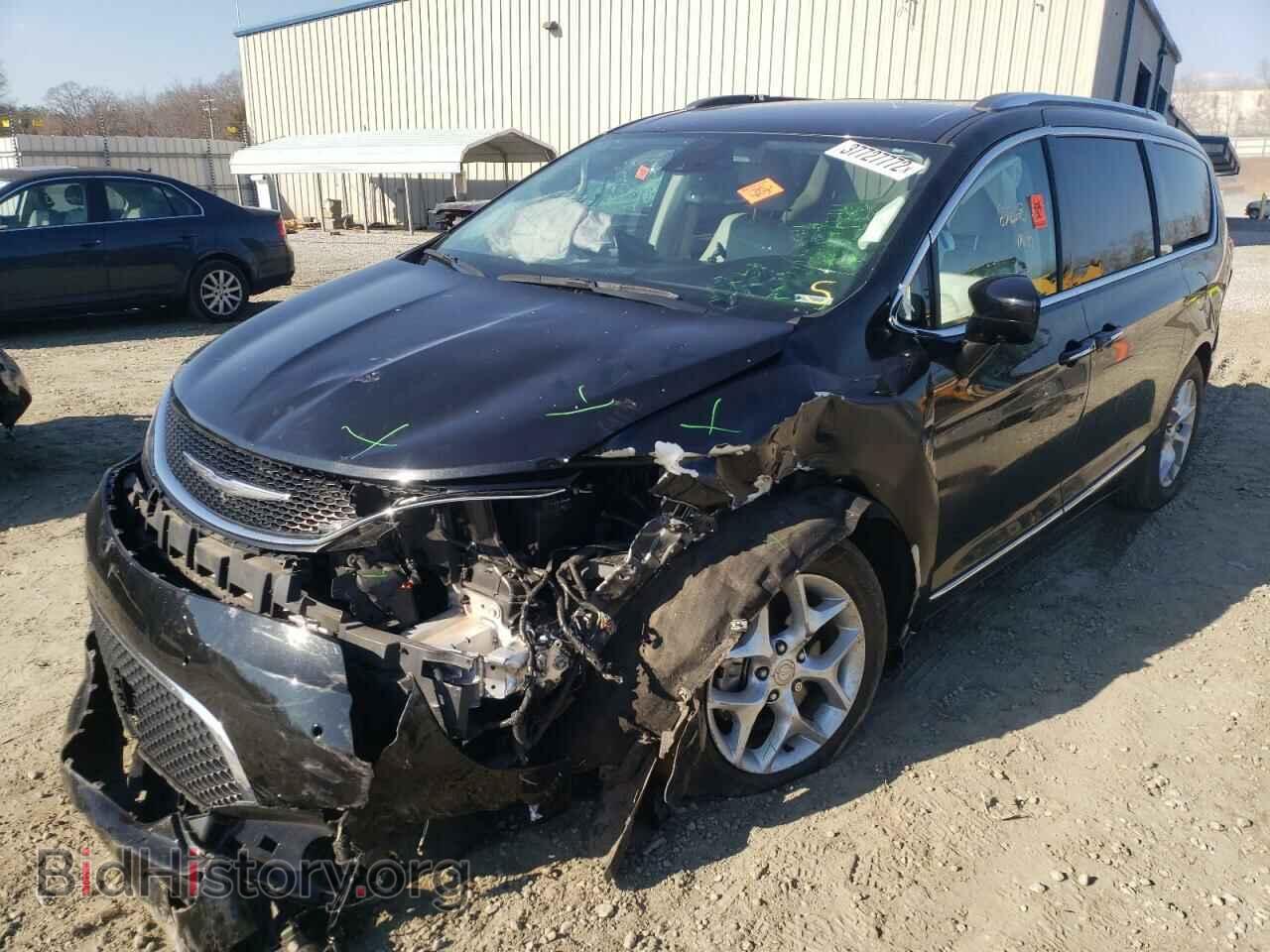 2017 CHRYSLER PACIFICA - VIN: 2C4RC1EG3HR518633 - Photo 2