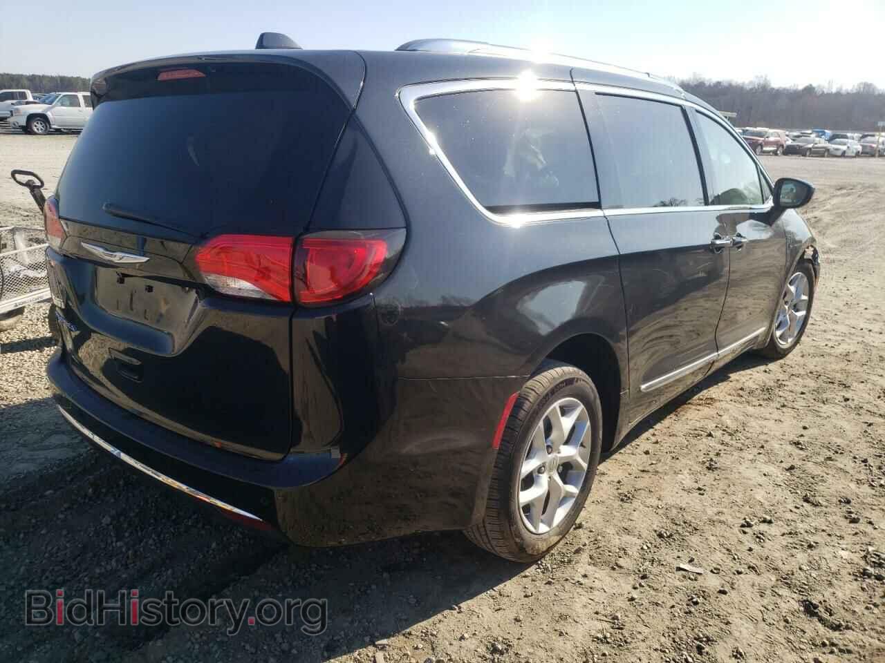 2017 CHRYSLER PACIFICA - VIN: 2C4RC1EG3HR518633 - Photo 4