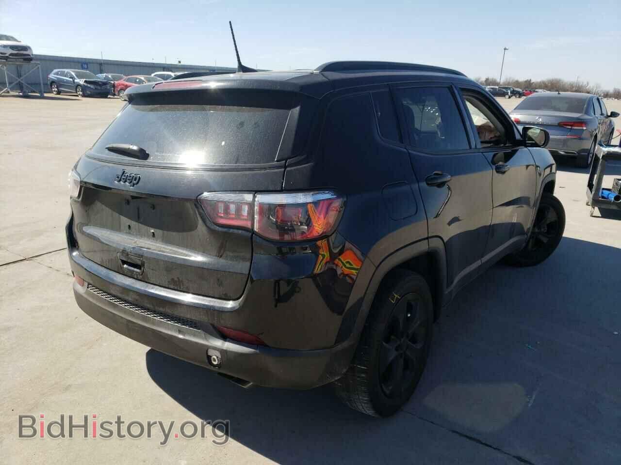 2019 JEEP COMPASS - VIN: 3C4NJCBB8KT613010 - Фото 4