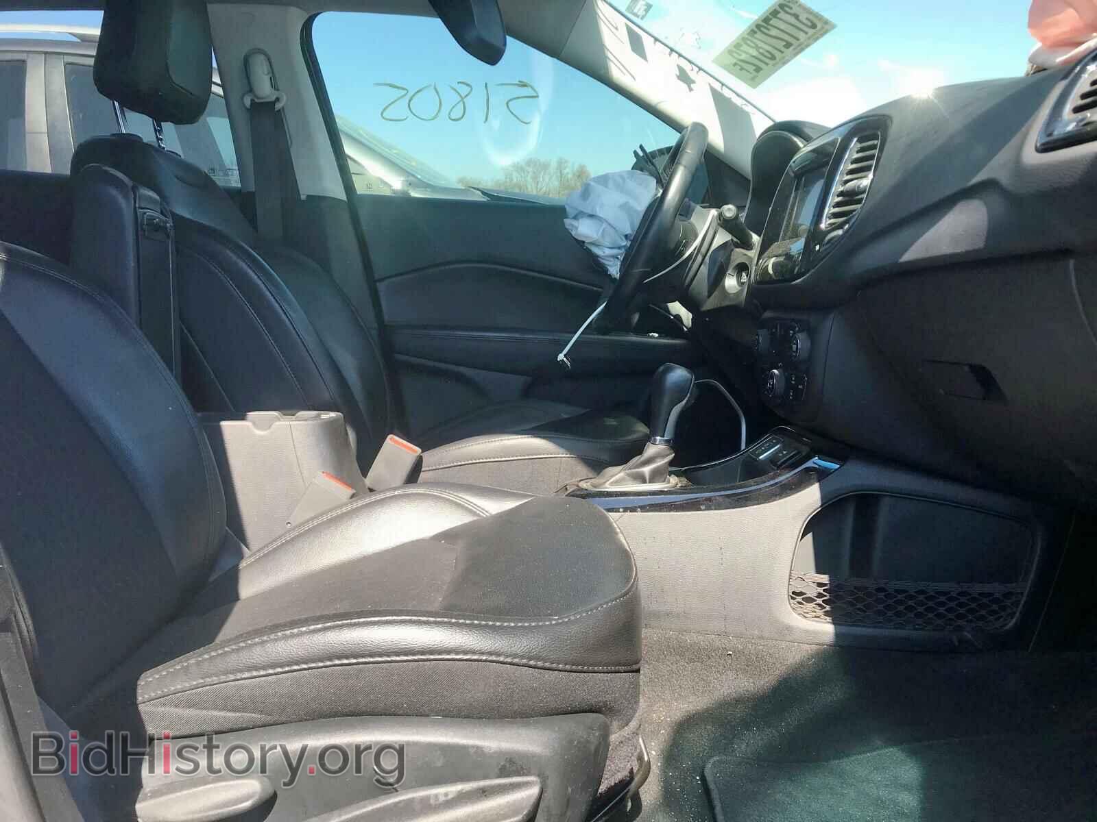 2019 JEEP COMPASS - VIN: 3C4NJCBB8KT613010 - Фото 5
