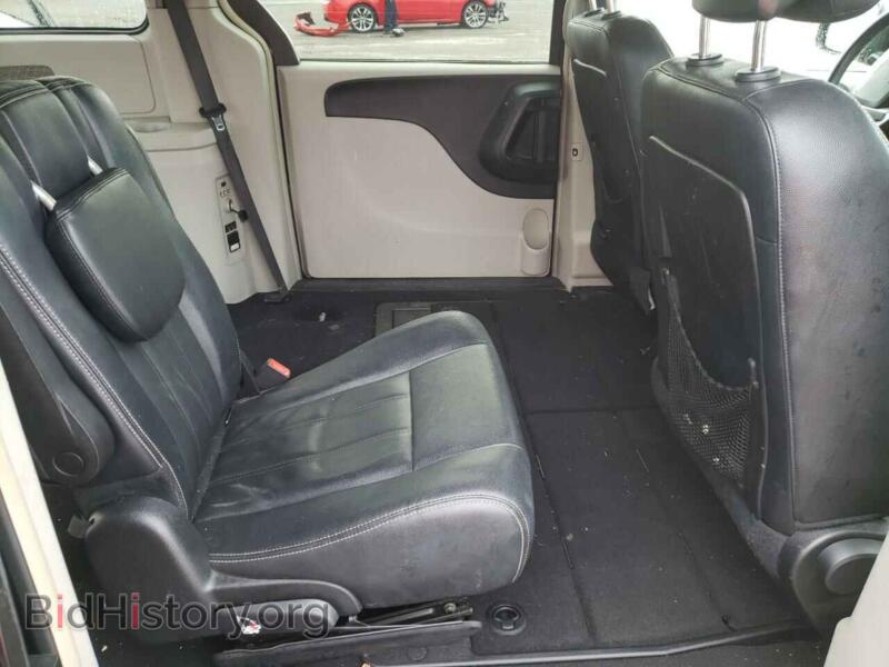 2016 Chrysler MINIVAN (VIN 2C4RC1BG9GR281097) — фото 6 из 10