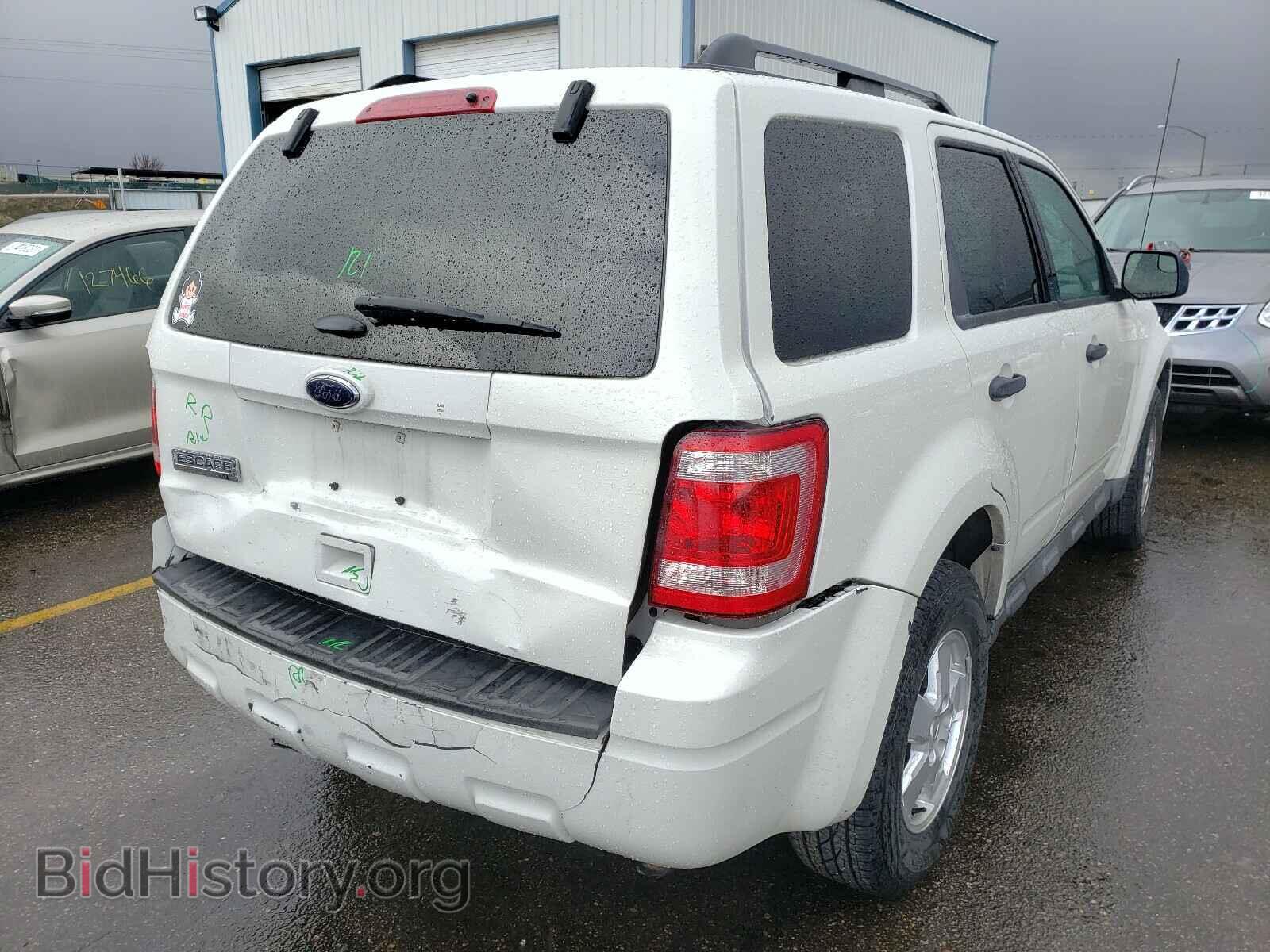 2011 FORD ESCAPE - VIN: 1FMCU9D71BKC38410 - Фото 4